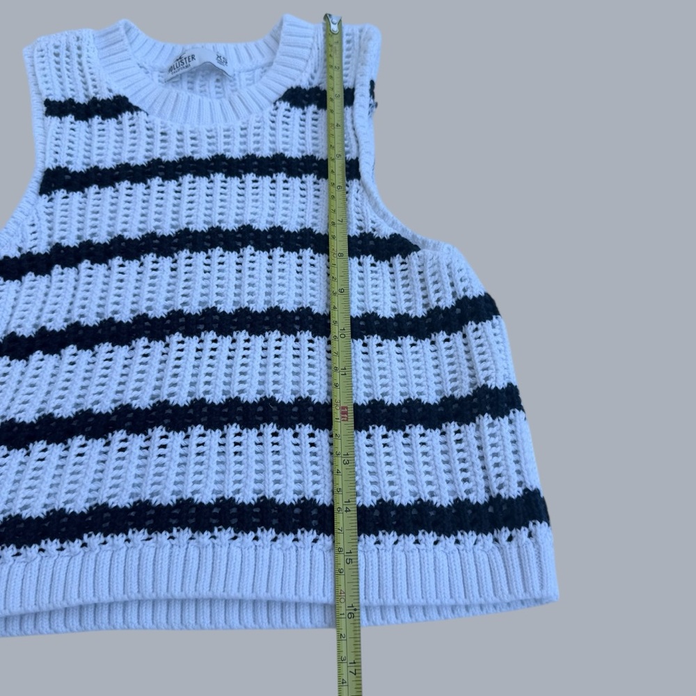 Hollister White Knit Cropped Tank with Navy Stripe Accents - Picture 6 of 6